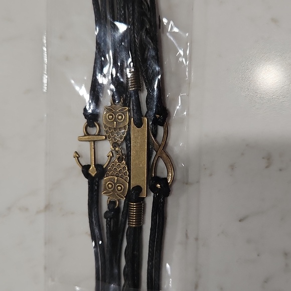 🔵 Black Bracelet with Antique Colored Owls, Love and Anchor Details - Picture 3 of 3